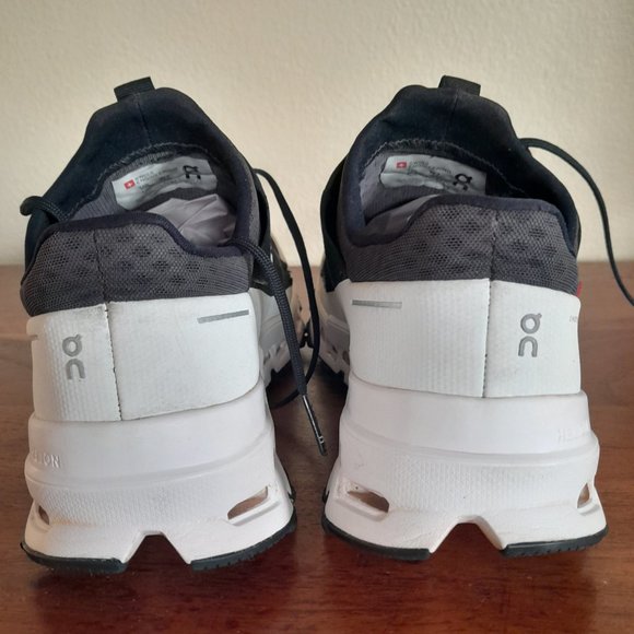 women's On Cloud running shoes sz 7-INNER SIDE DAMAGE - Picture 6 of 10